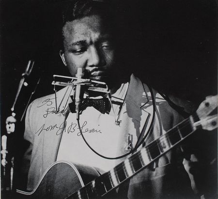 Lot #581 American Folk Blues Musicians: Rare signed American Folk Blues Festival programs, including Muddy Waters, Sonny Boy Williamson, and Big Joe Williams - Image 5