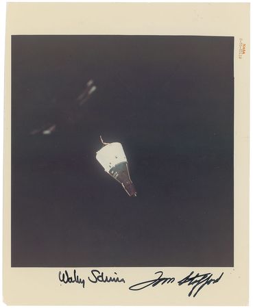 Lot #426 Gemini 6 Signed Photograph - Image 1