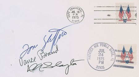 Lot #6592 Apollo-Soyuz Pair of Signed Covers - Image 1