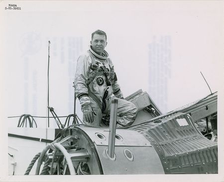Lot #6173 Gemini 9: Elliott See Signed Access Card - Image 2