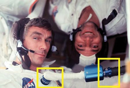 Lot #6266 Apollo A7L Spacesuit Connector - Image 4