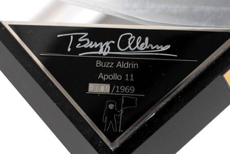 Lot #6396 Buzz Aldrin Signed Apollo 11 Model - Image 5