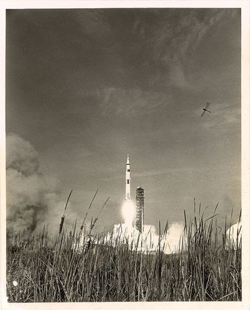 Lot #6130 Guenter Wendt’s Signed Collection of Apollo 11 Photographs - Image 9