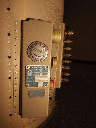 Lot #6231  Apollo CSM Block II Fuel Cell Assembly - Image 5