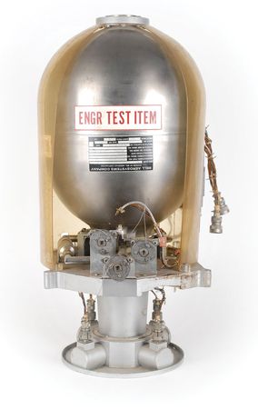 Lot #6257  Propellant Engineering Test Assembly (ENGK) - Image 1