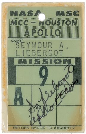 Lot #6314 Sy Liebergot’s Set of Apollo 7, 9, and 10 Badges - Image 1