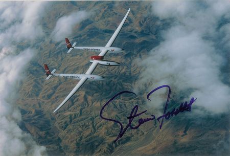 Lot #6703 Steve Fosset Flown Cover, Signed Photograph, and Letter - Image 1