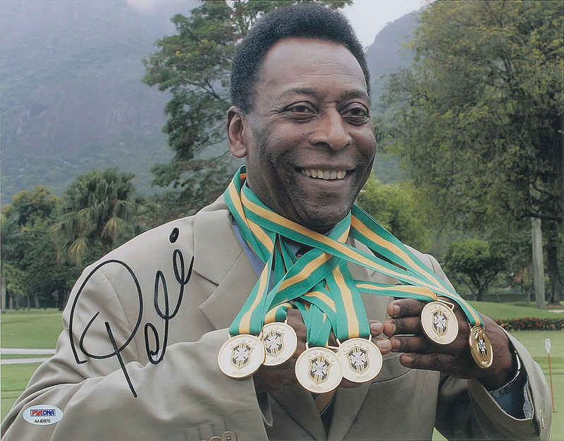 Lot 894 Pele Signed Photograph