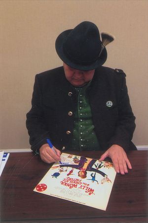 Lot #850 Willy Wonka and the Chocolate Factory Album - Image 2