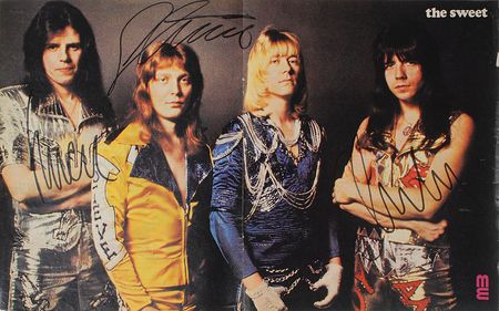 Lot #7407 The Sweet Pair of Signed Magazine Photographs - Image 1