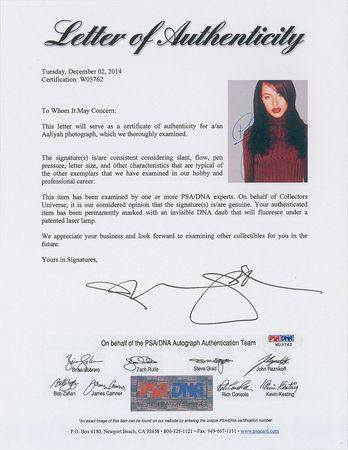 Lot #7553 Aaliyah Signed Photograph - Image 2