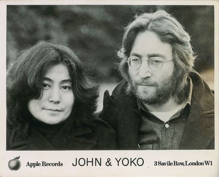 Lot #7102 John Lennon and Yoko Ono Photograph - Image 1
