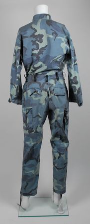 Lot #8237 SeaQuest: Jonathan Brandis Screen-Worn Fatigues - Image 2