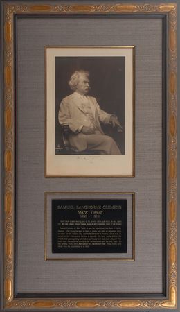Lot #814 Samuel L. Clemens: Clad in his iconic white suit, Twain poses for charity - Image 1