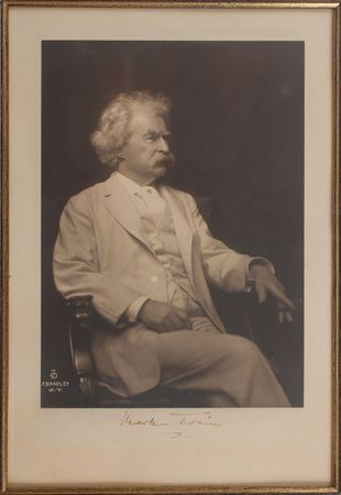 Lot #814 Samuel L. Clemens: Clad in his iconic white suit, Twain poses for charity - Image 2