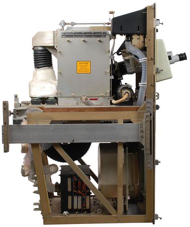 Lot #450 Spacelab Crystal Growth Experiment: A massive offering: Spacelab’s pioneering crystal growth experiment - Image 2