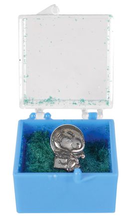 Lot #424 STS-109 Flown Silver Snoopy Pin - Image 2