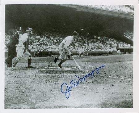 Lot #1168 Joe DiMaggio Signed Photographs - Image 4