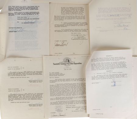 Lot #1077 Academy Award-Winning Actors Group Lot - Image 2