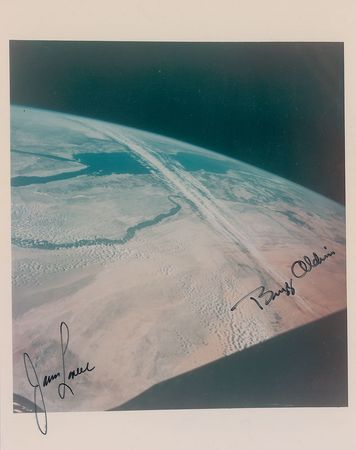 Lot #486 Gemini Signed Photographs - Image 4