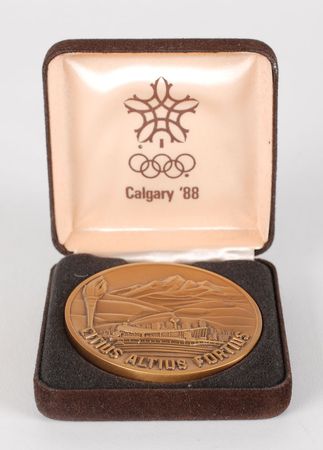 Lot #9117 Calgary 1988 Winter Olympics Bronze Participation Medal - Image 4