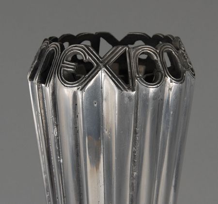 Lot #9089 Mexico City 1968 Summer Olympics ‘Black Leather Handle’ Torch - Image 2