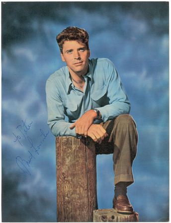 Lot #725 Actors Signed Photographs - Image 3