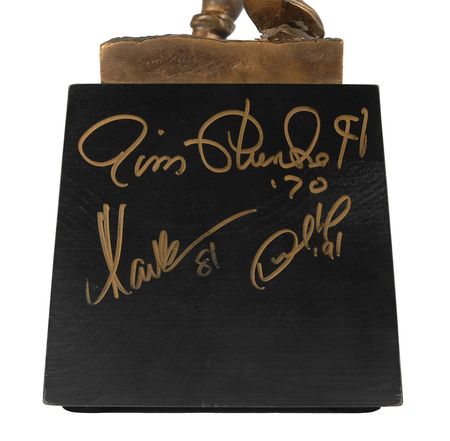 Lot #825 Heisman Trophy: Signed by 14 Heisman winners - Image 3