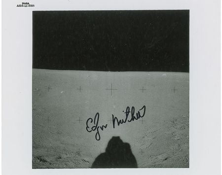 Lot #340 Moonwalkers Signed Photographs - Image 3