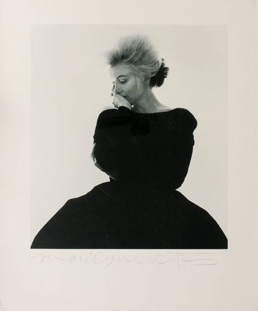 Lot #724 Marilyn Monroe: Bert Stern: Lovely print of the reflective Marilyn - Image 1