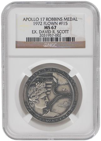 Lot #2084 Dave Scott?s Apollo 17 Flown Robbins Medal - Image 1