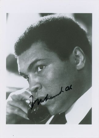 Lot #880 Muhammad Ali Signed Photograph and Pamphlet - Image 1