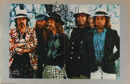 Lot #723 Jethro Tull and The Sweet Signed Photograph - Image 1