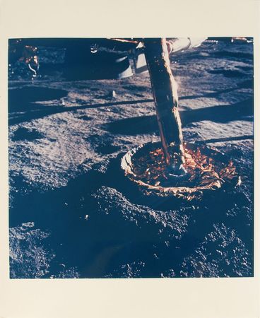 Lot #6275 Apollo 11 Set of Ten Vintage NASA Photographs - Image 7