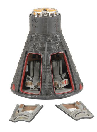 Lot #6120 Gemini 4: Crippen and Bobko Signed Model - Image 2