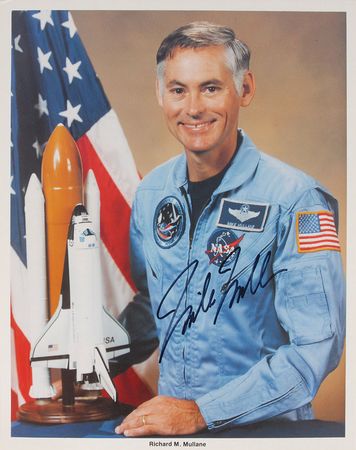 Lot #6528 Collection of (8) Space Shuttle Signed Photographs - Image 7