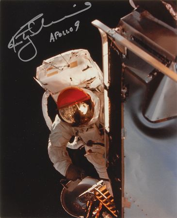 Lot #6184 ASF Club 2005 Collection of Signed Photographs - Image 9