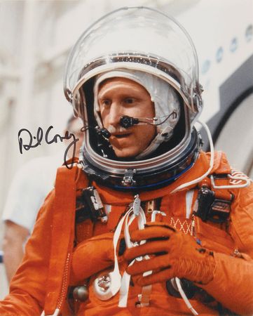 Lot #6184 ASF Club 2005 Collection of Signed Photographs - Image 10