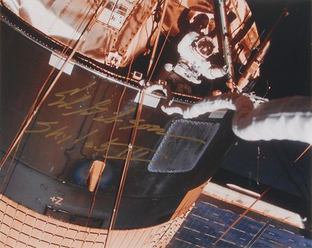 Lot #6185 ASF Club 2006 Collection of Signed Photographs - Image 3