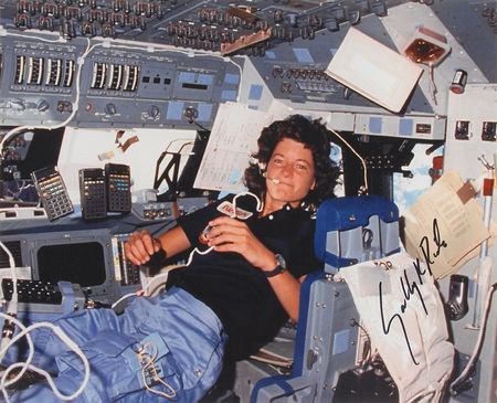 Lot #6185 ASF Club 2006 Collection of Signed Photographs - Image 9