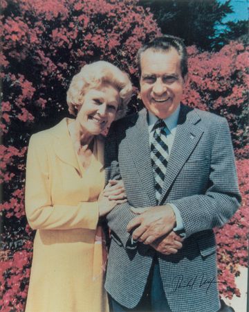 Lot #179 Richard Nixon: “It brings back many pleasant memories of my first trip to China” - Image 1