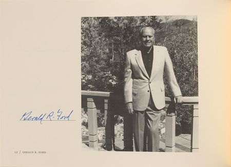 Lot #592 Stephen King Book - Image 2