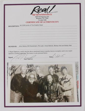 Lot #7113 Grateful Dead Signed Photograph Display - Image 3