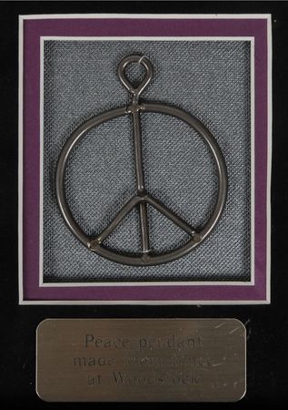 Lot #577 Jimi Hendrix: A week before Woodstockâ??Hendrix returns from Paris - Image 4