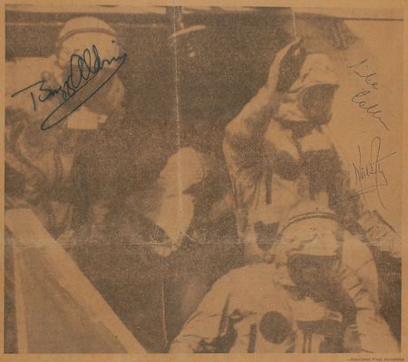 Lot #316 Apollo 11: Fully signed day-after-splashdown newspaper - Image 2