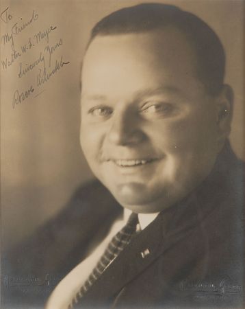 Lot #601 Roscoe ‘Fatty’ Arbuckle Signed Photograph - Image 1