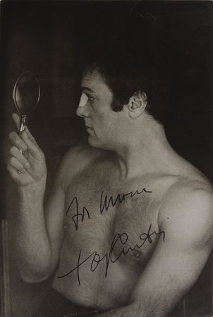 Lot #725 Tony Curtis Signed Photographs - Image 4
