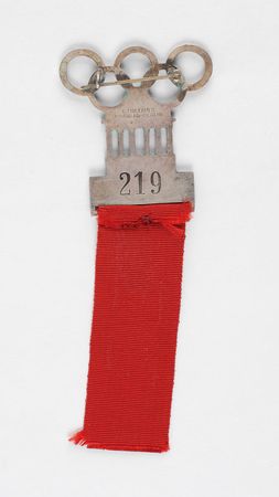 Lot #9066 Berlin 1936 Summer Olympics Judge ?Boxen? Badge - Image 2