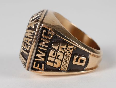 Lot #9147 Barcelona 1992 Summer Olympics Team USA ?Dream Team? Basketball Ring - Image 3