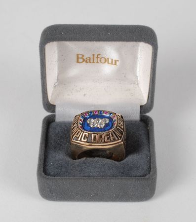Lot #9147 Barcelona 1992 Summer Olympics Team USA ?Dream Team? Basketball Ring - Image 5